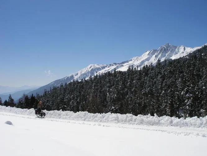 从香格里拉到德钦自驾,香格里拉到德钦沿途地点