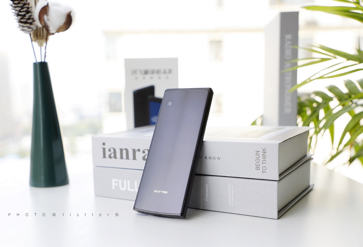 讯飞翻译机同声翻译视频,讯飞翻译机翻译乌克兰语