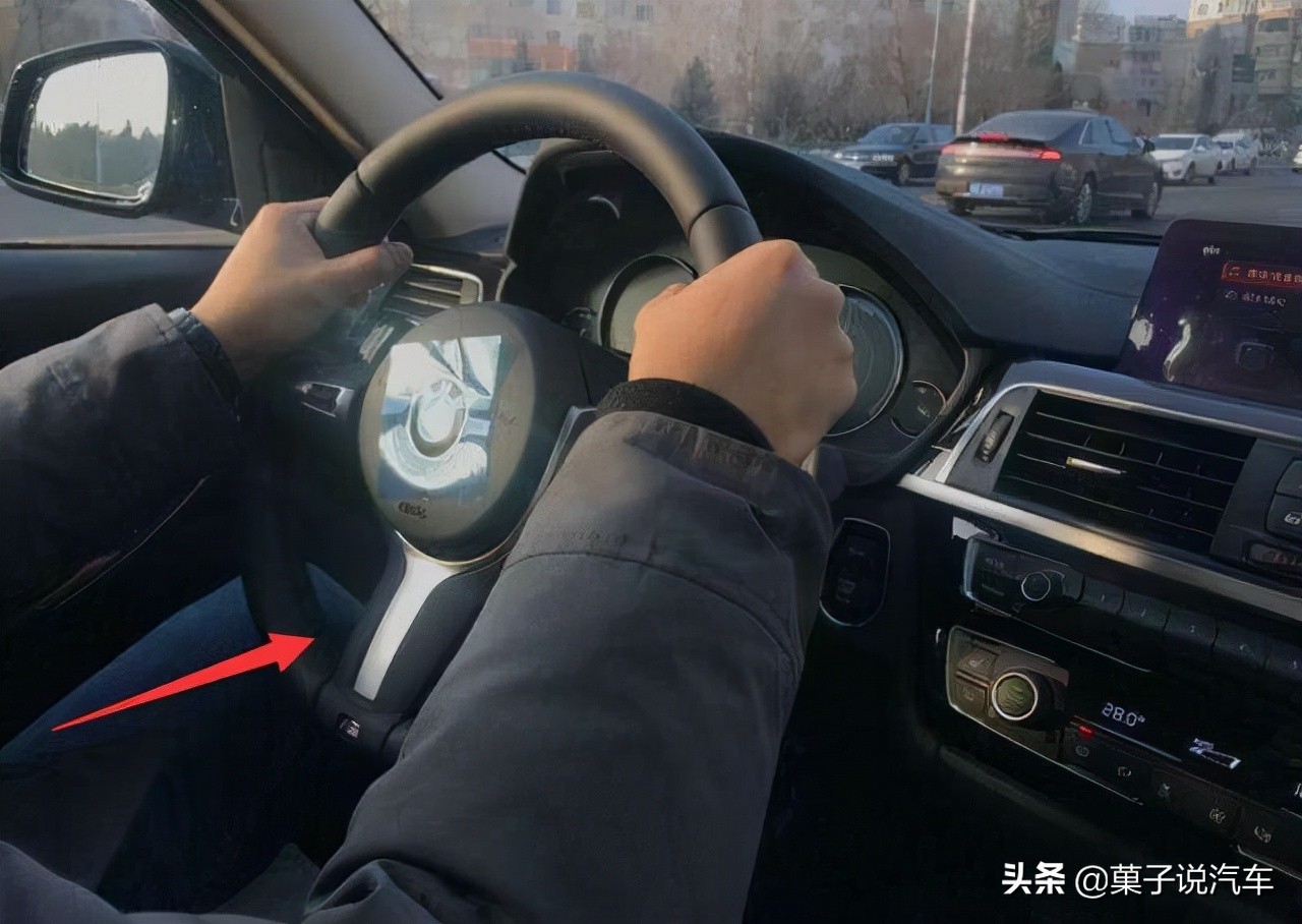 4s销售给你推低配车型是为什么,为什么4s店都买低配车