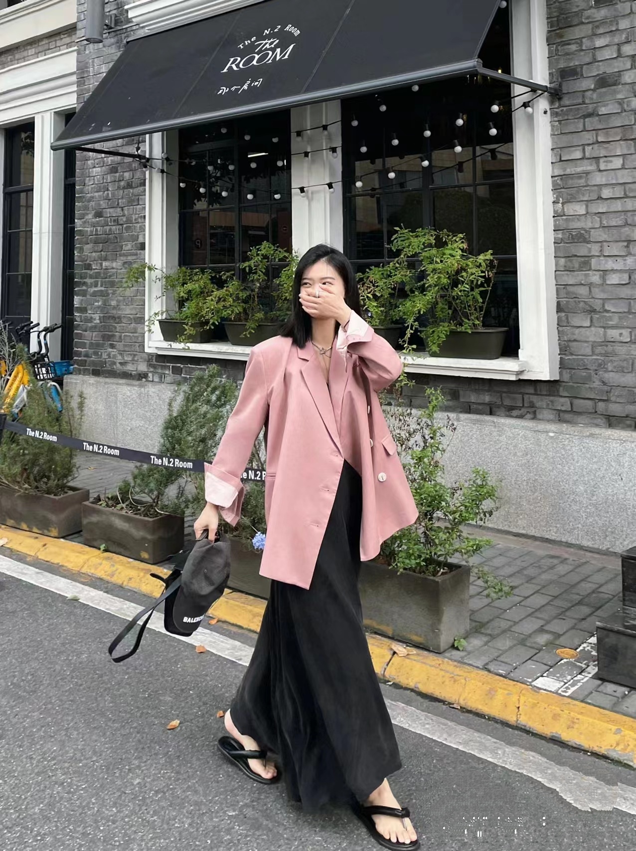 半身西装长裙夏季怎么搭配,垂感西装长裙怎么搭配好看