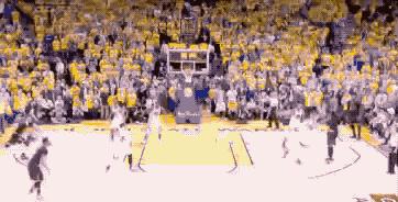 用一生来对抗傲慢与偏见，万字长文记录库里的乔丹精神