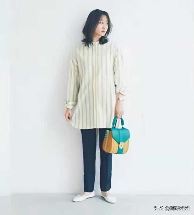 50岁优雅女人适合穿的颜色,五十岁的女人这样穿才好看