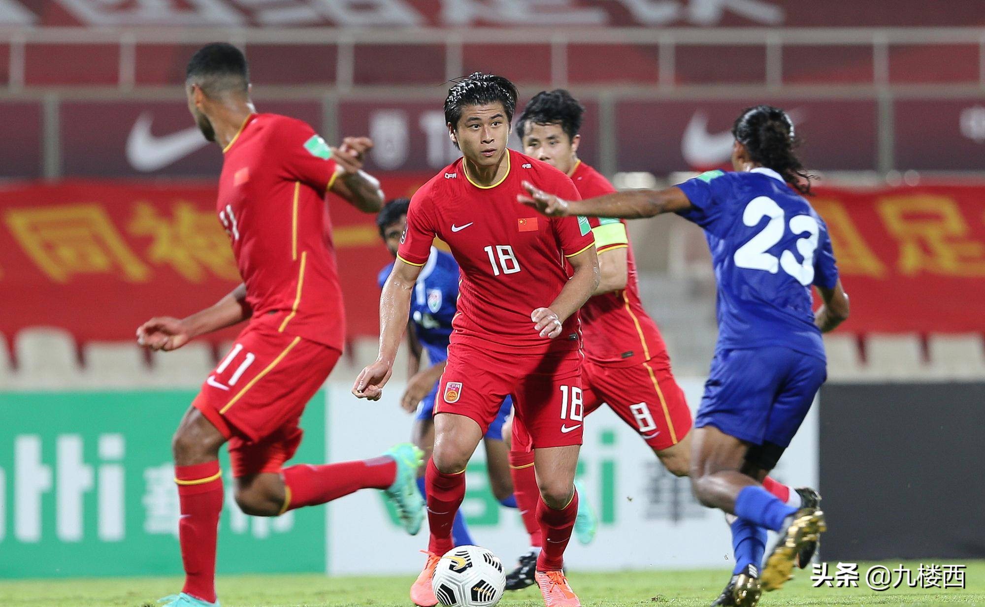 国足负于越南男足各方面热议,越南媒体谈国足输球