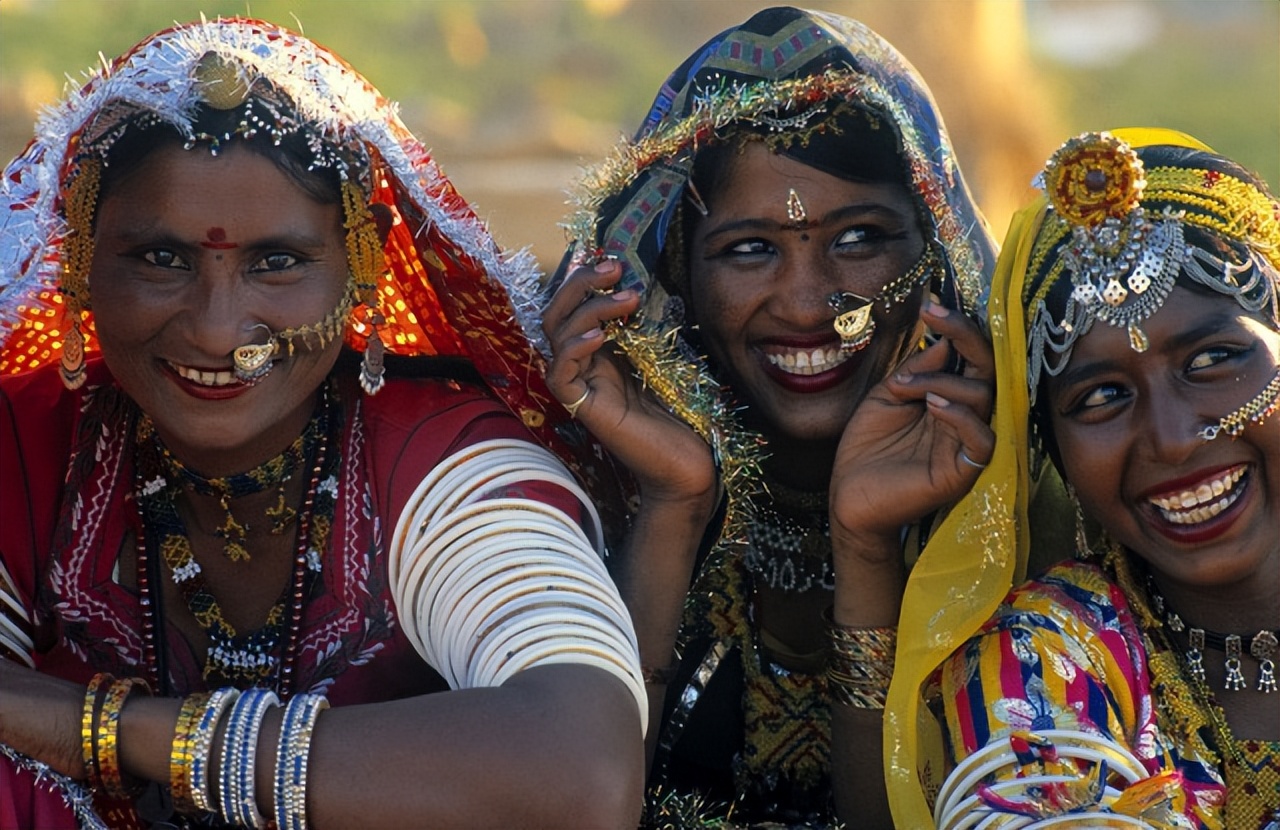 为什么去印度戴面罩,去印度旅游为何要躲着