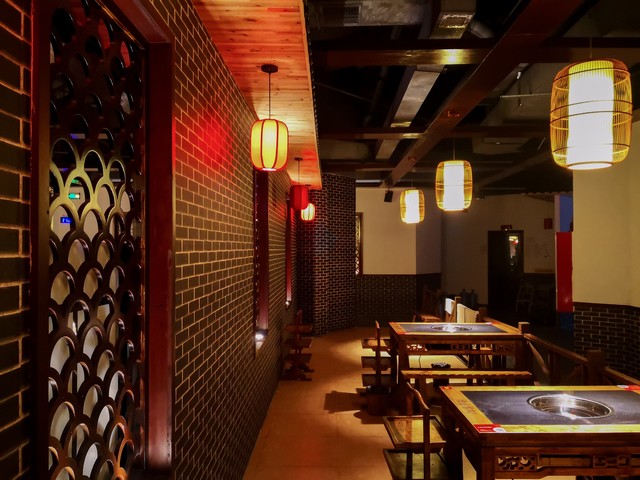 投资120万开一家火锅店多久能回本,投资一个火锅店四年还没回本