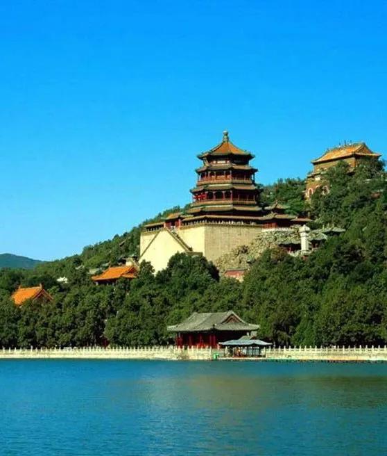 去哪里旅游最好呢,去哪里旅游比较好