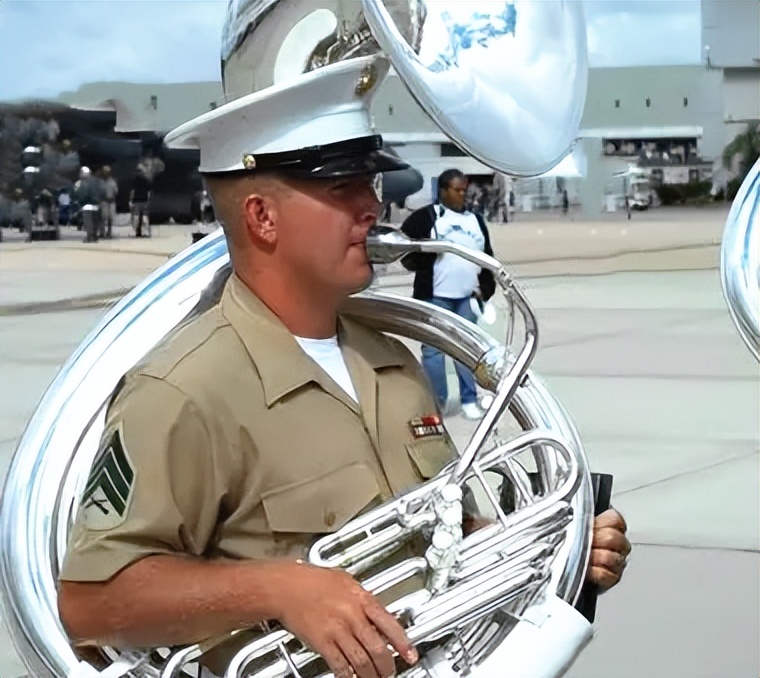 各种铜管乐器介绍,铜管乐器各种介绍