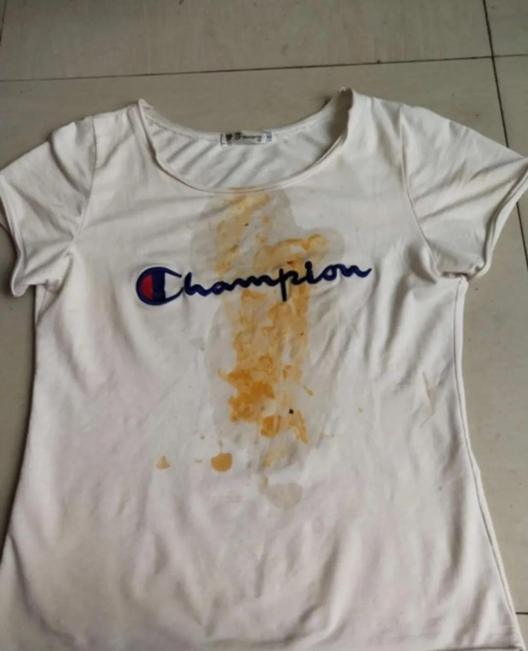 白衣服污垢洗不掉怎么能去除,衣服上面溅了油怎么洗掉