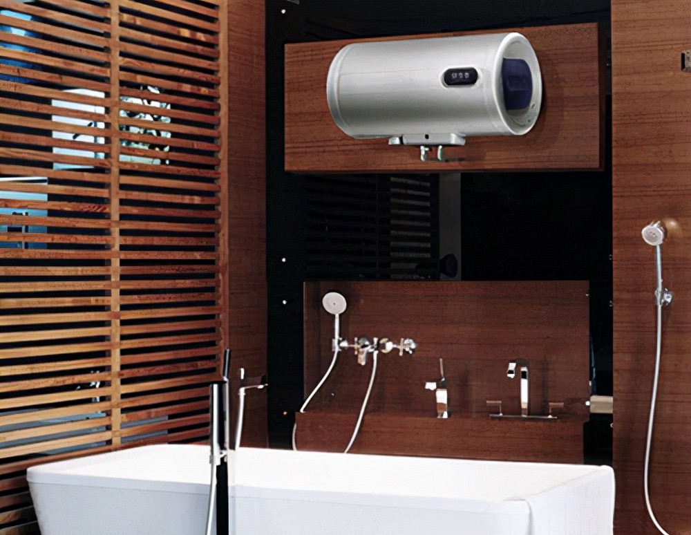 60升热水器一天洗两次澡耗电量,60升热水器一天多少电量