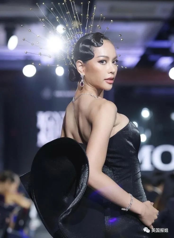 娉板浗鎷捐崚濂冲鎴愪负閫夌編鍐犲啗,娉板浗鍨冨溇灏戝コ閫夌編鍐犲啗