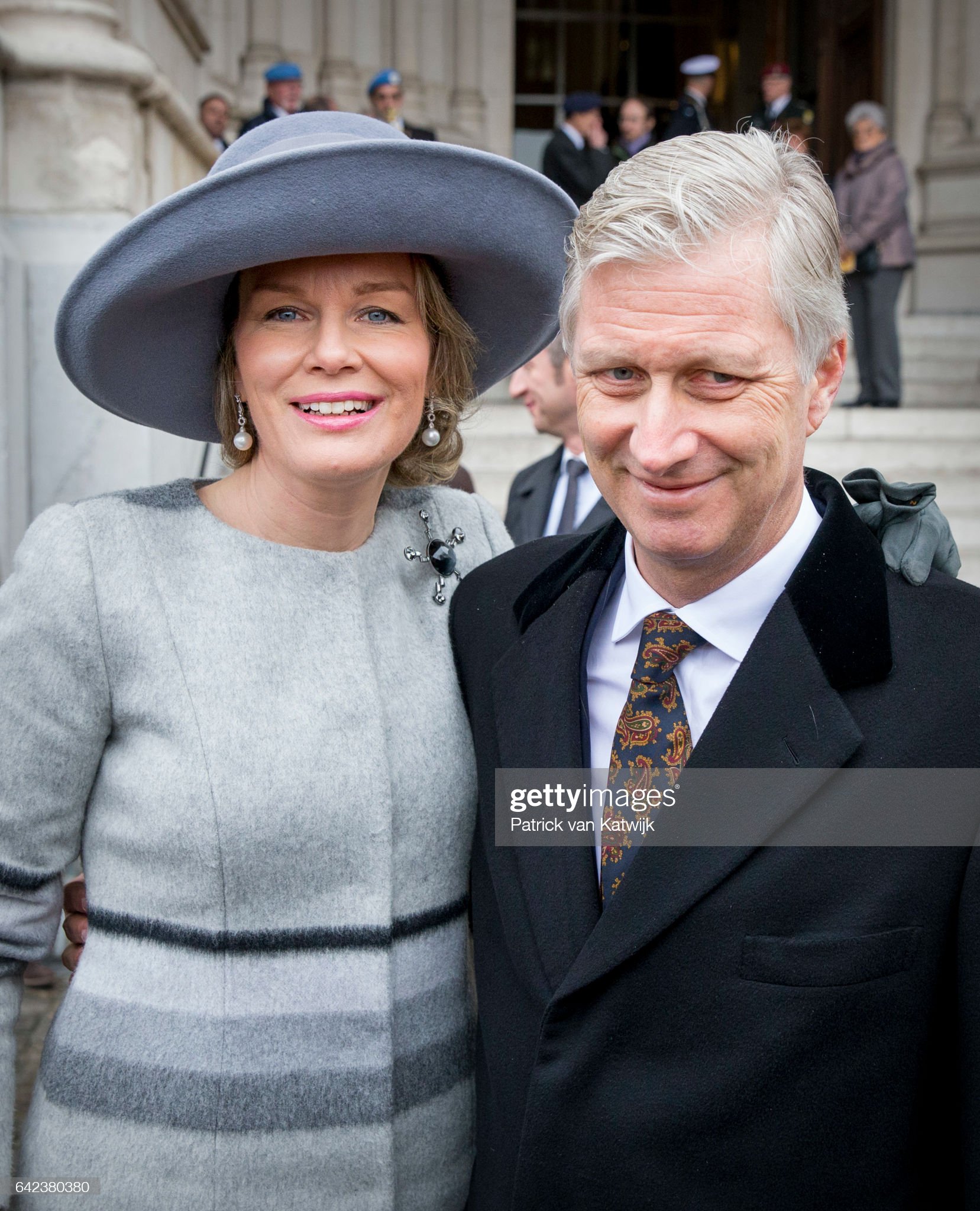 法式中古珍珠耳环,永不过时的珍珠耳环