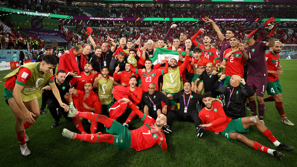 西班牙险些绝杀,西班牙点球输了姆巴佩狂喜