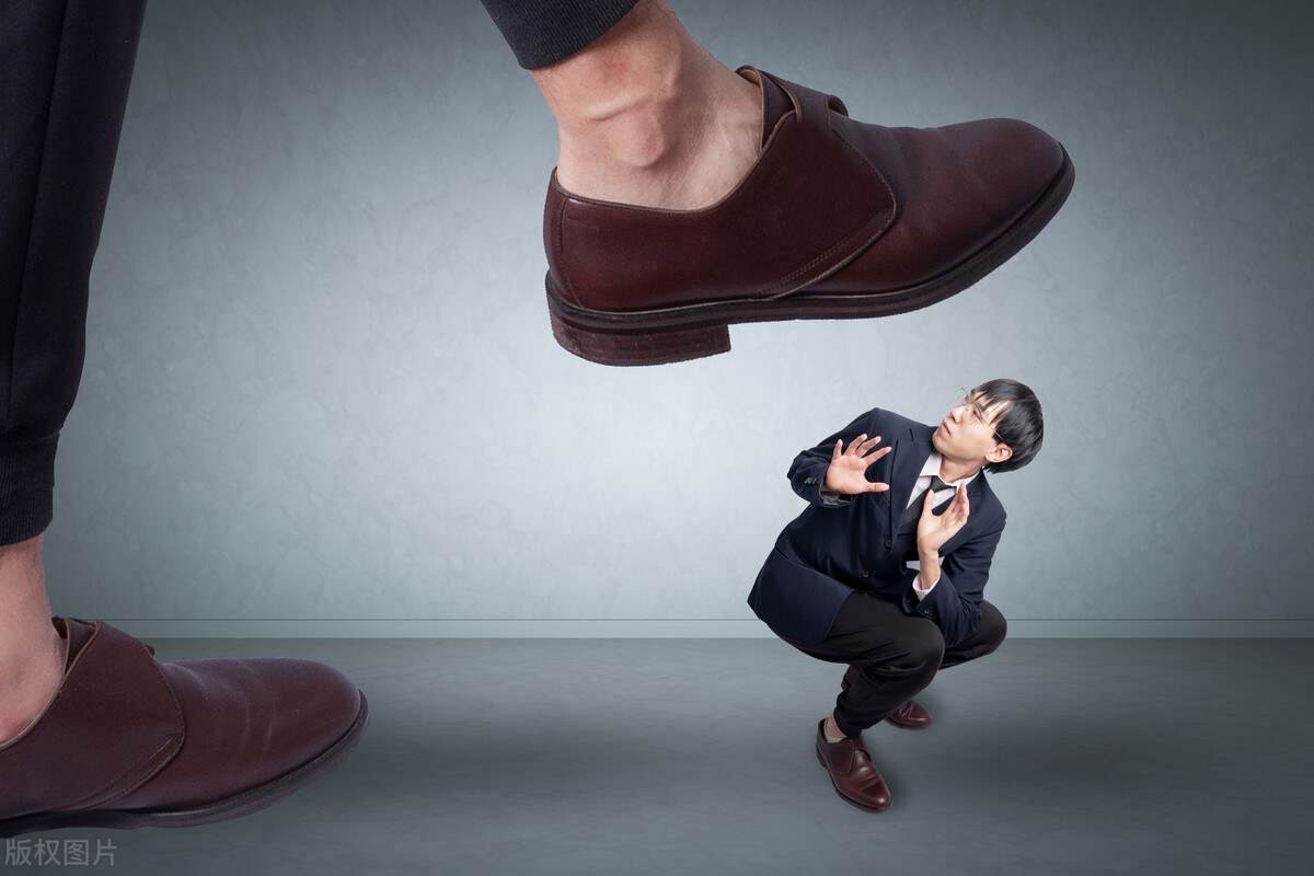 保险公司车辆定损员工作怎么样,保险公司的售后服务工作怎么样