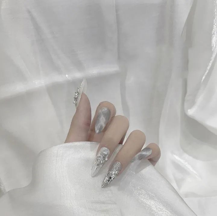 十二月风象星座美甲,十一月美甲星座幸运色