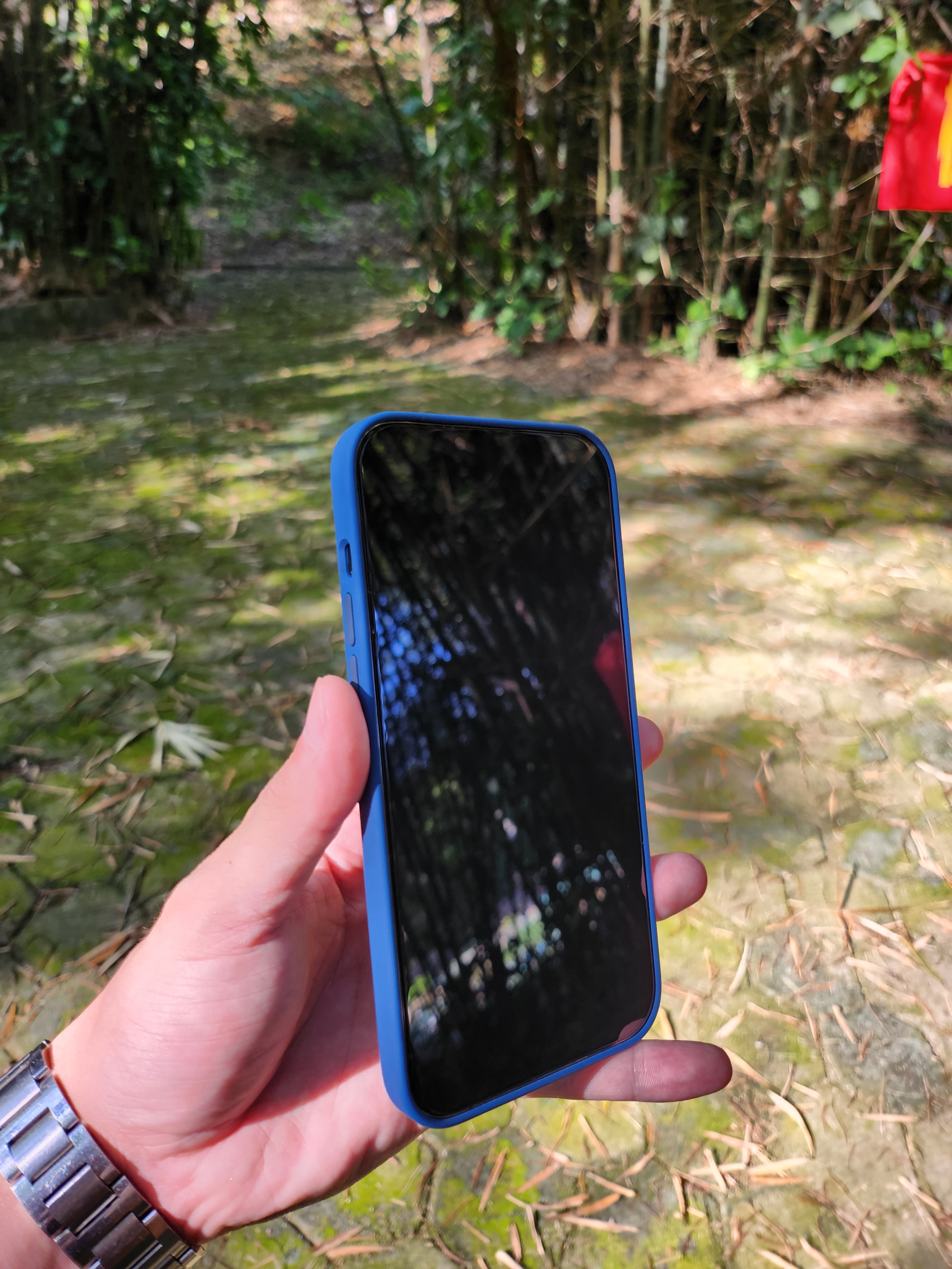 iphone13promax和iphone13pro,iphone13promax现在值得购买吗