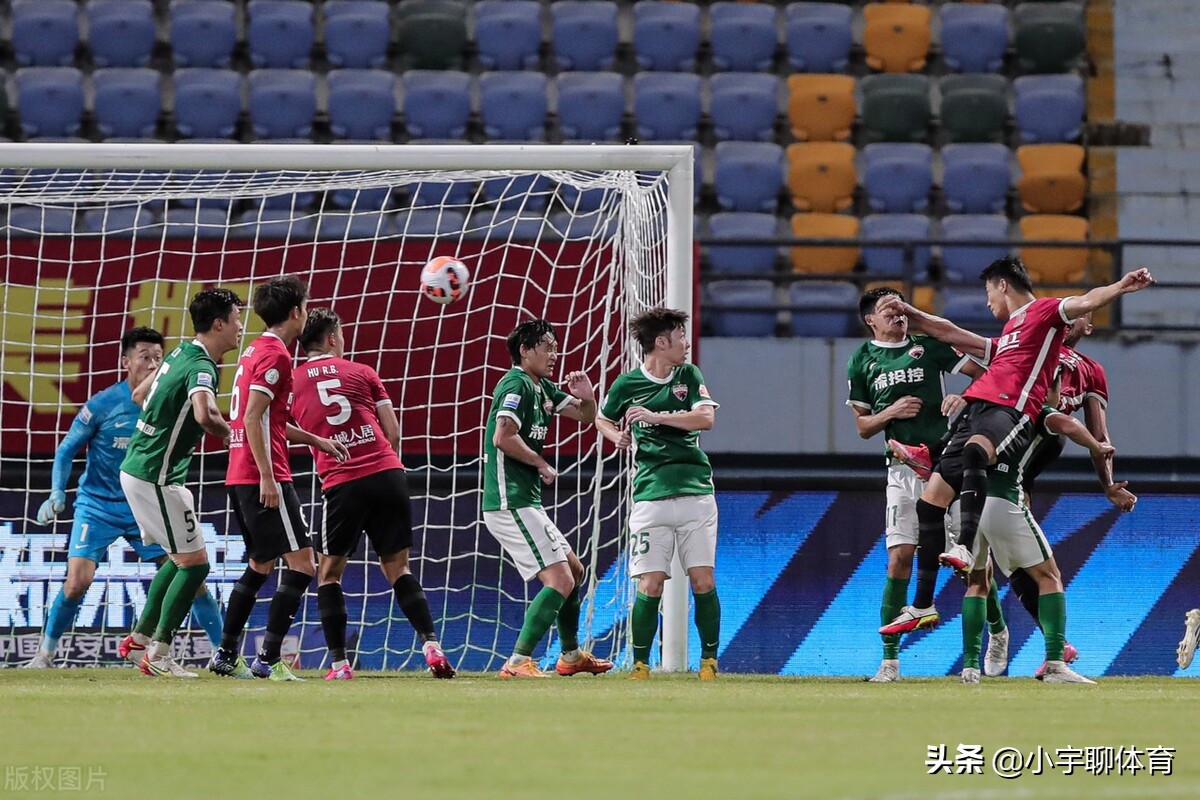 小人物大光彩！37岁的刘涛时隔13年再踢中超，进球书写新的传奇