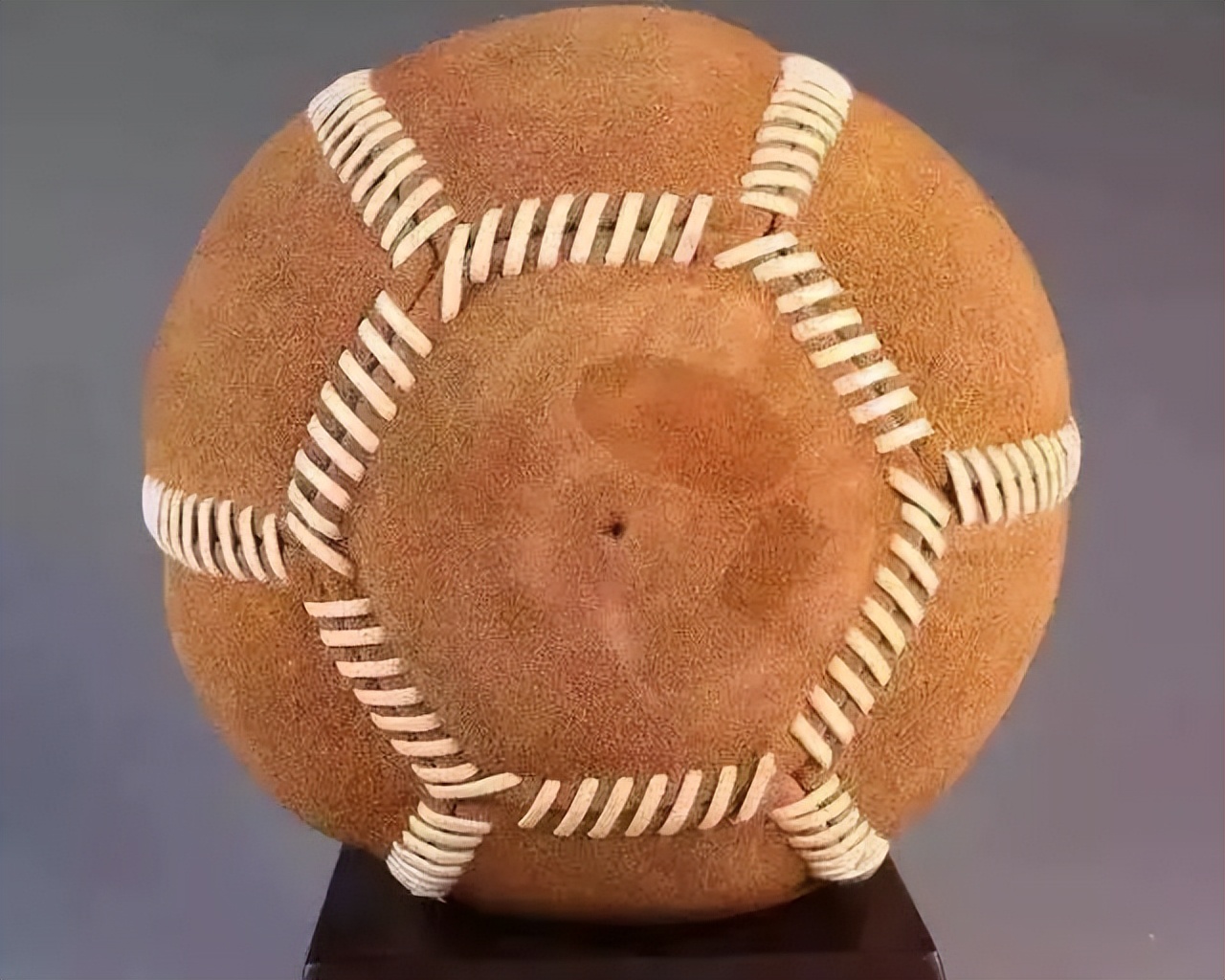 蹴鞠踢世界杯,乾隆蹴鞠片段