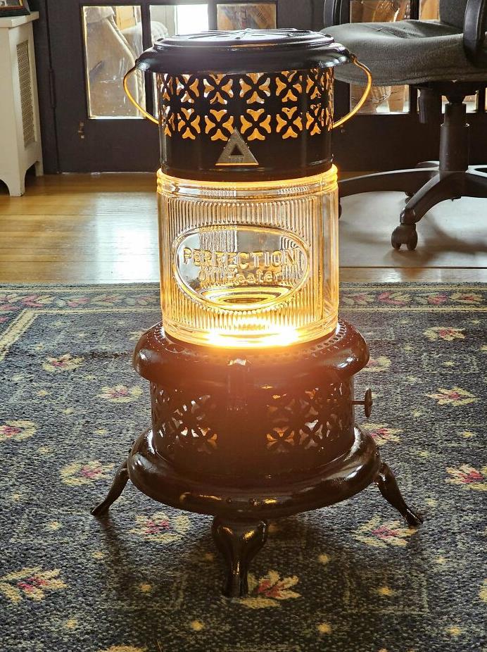 歪果网友分享童年回忆照片,外国网友分享意外翻出的东西