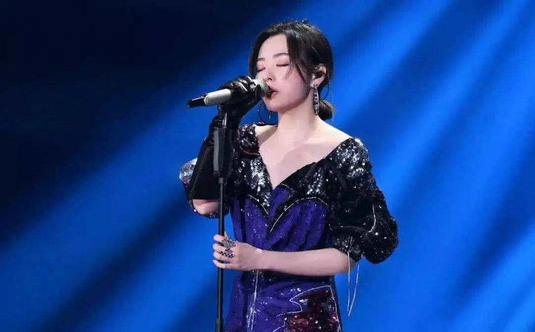 张靓颖谈错爱事件,张靓颖错误爱情观