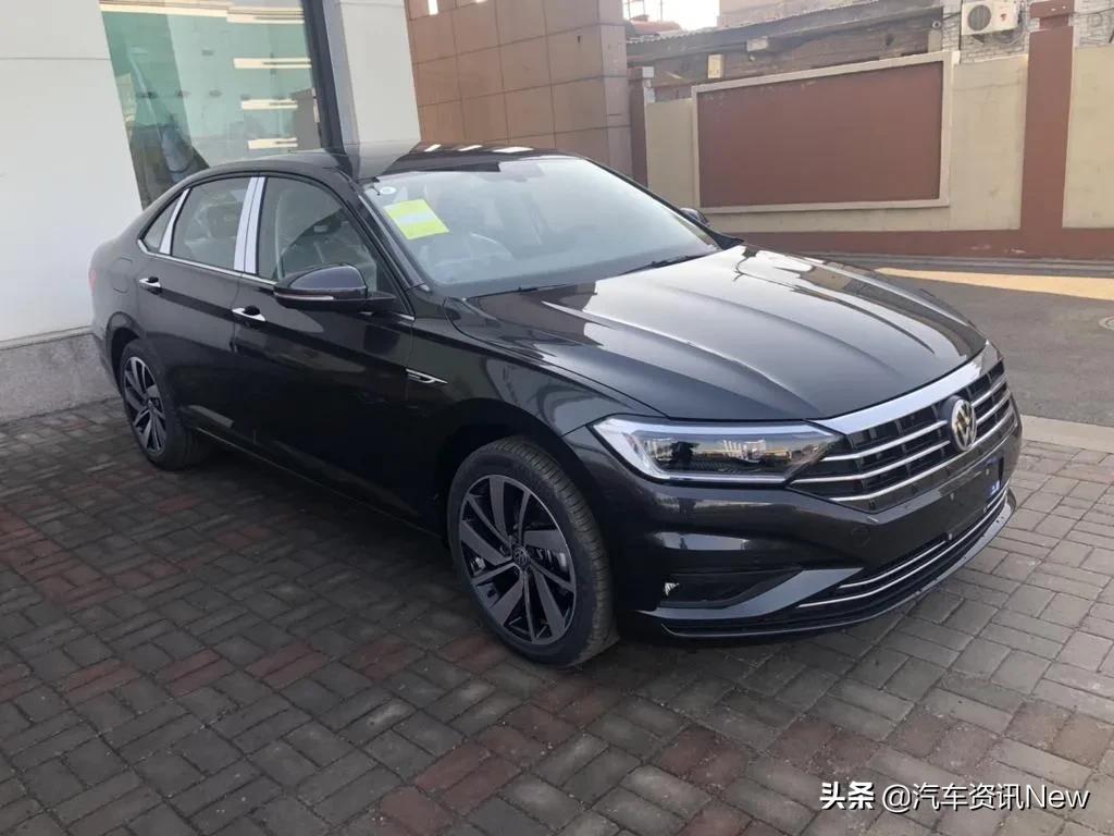 一汽大众速腾卓越版价格,速腾卓越版s挡驾驶