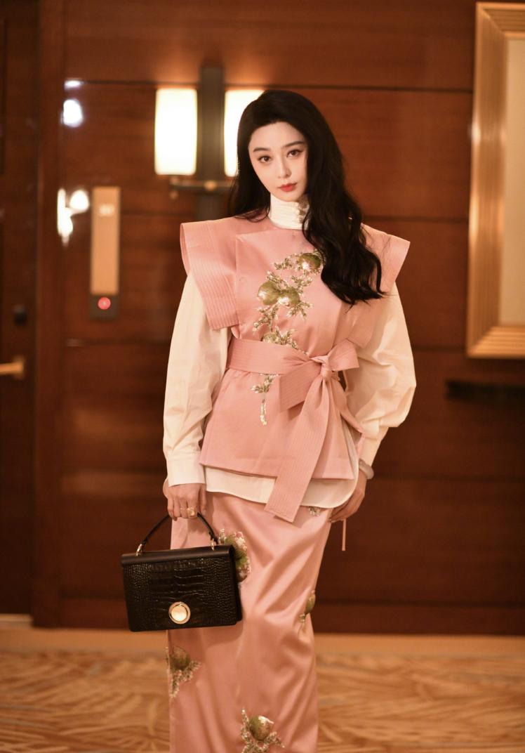 涓嬪崐骞村摢浜涘姡杩硅壓浜轰細澶嶅嚭,閲嶇瑙ｈ鍝簺鍔ｈ抗鑹轰汉杩樿兘澶嶅嚭