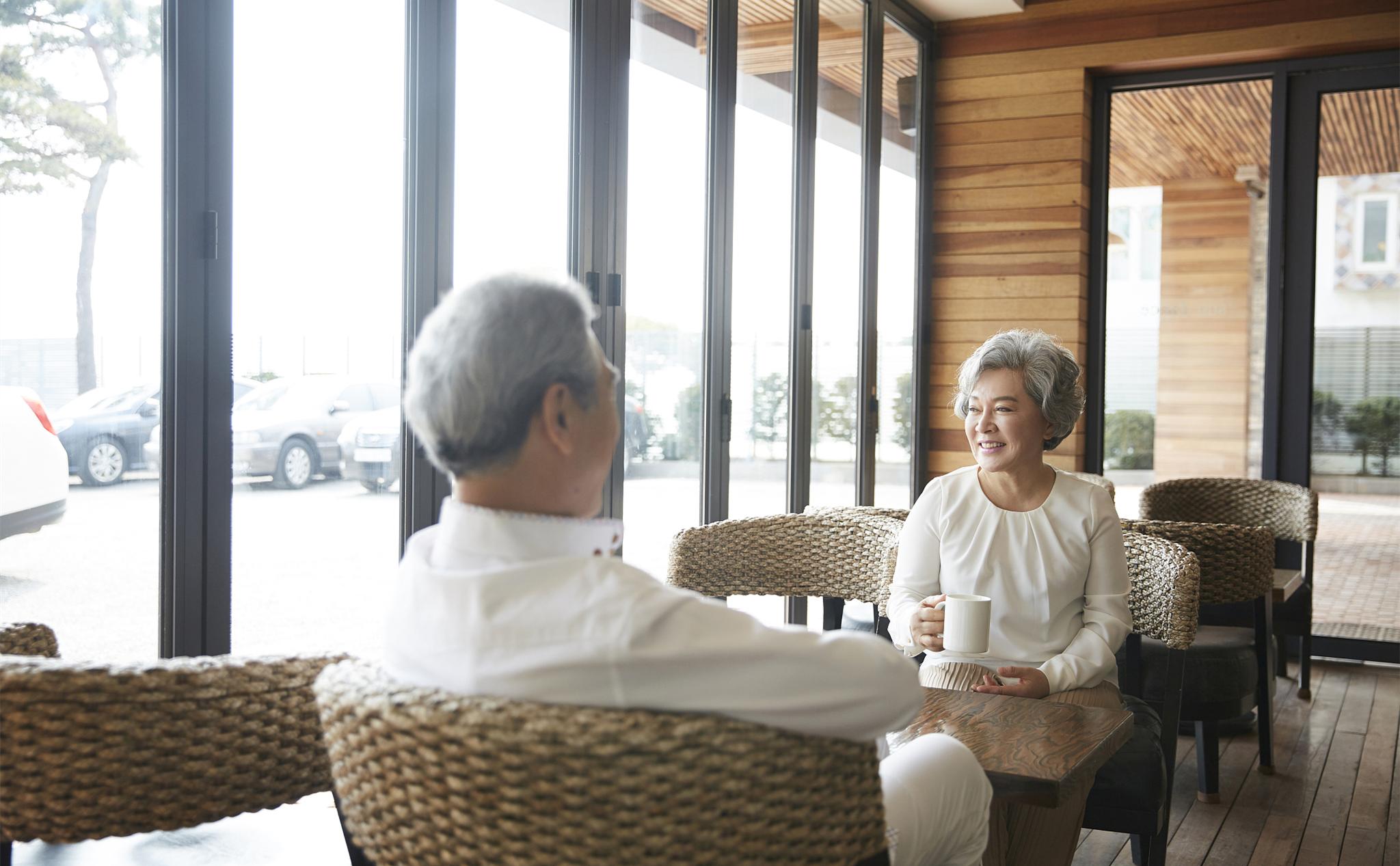 有人问你借300元怎么办,路边有人问你借10块钱