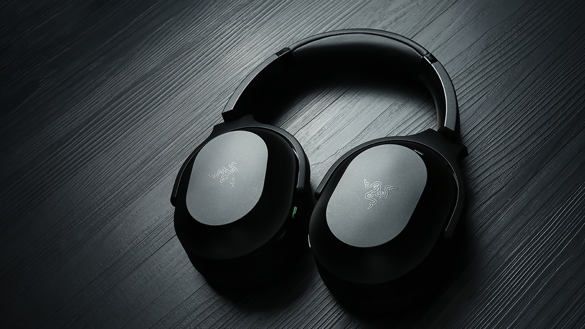 雷蛇头戴式耳机梭鱼专业版,雷蛇梭鱼耳机怎么连接电脑