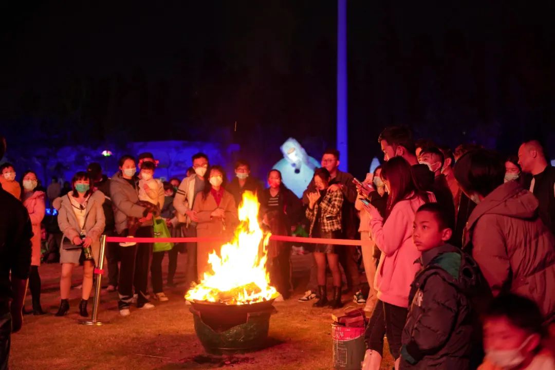 徒步大会、烟花秀、三转文塔…三水区闹元宵活动攻略→