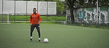 射门如何用上身体力量,射门怎样才能有力量