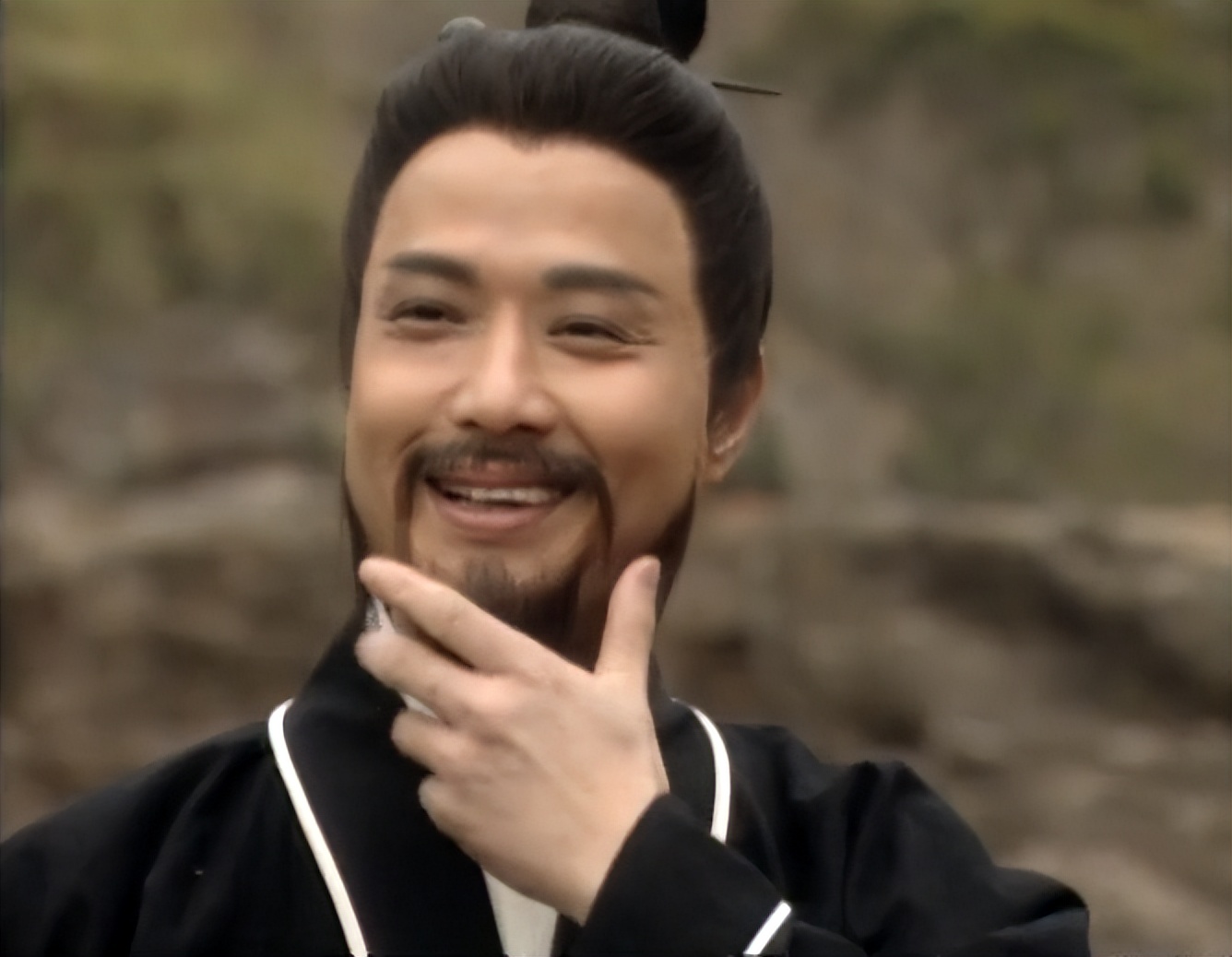 《射雕》演员太坎坷,孤独离世、酒店猝死、开煤气自杀,令人惋惜