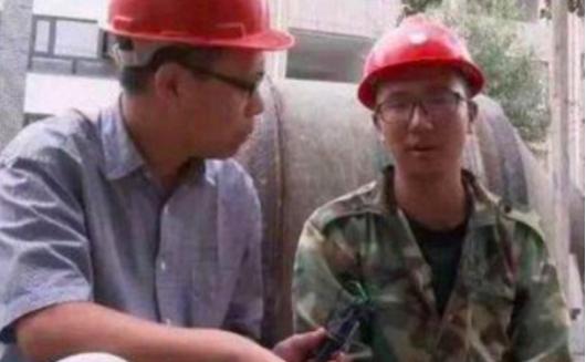 狂妄考生，考场外大放厥词“垃圾题别想阻止我打工”，现一语成真