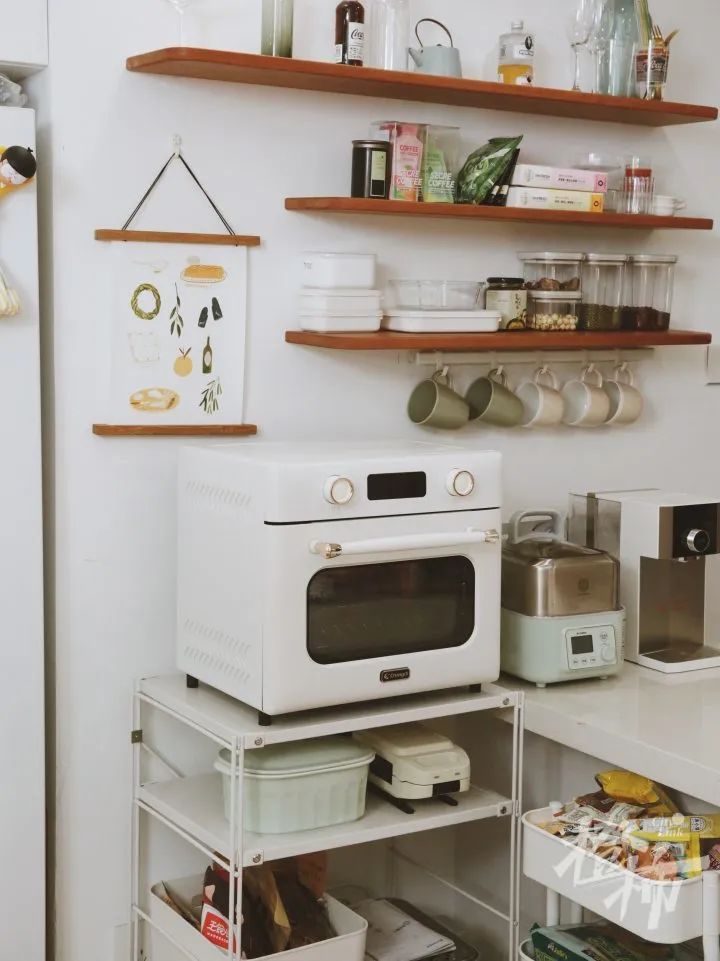 姑娘一年里买了10多件小家电,年轻人为了“美食”有多拼?