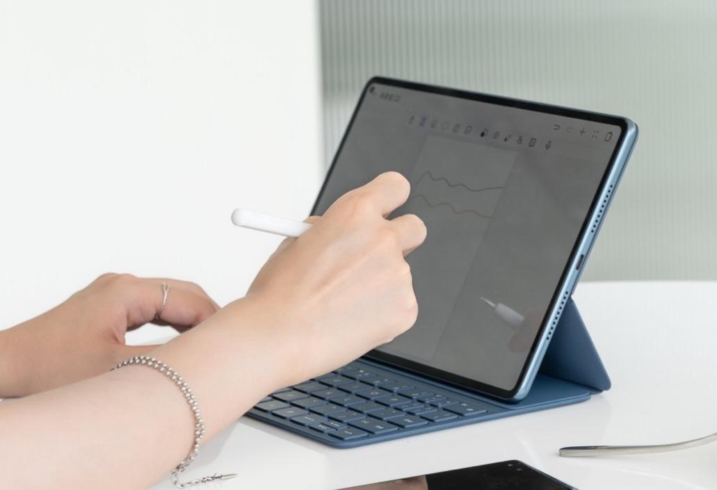 适合学生党的华为平板2499元,现在最适合入手的华为平板