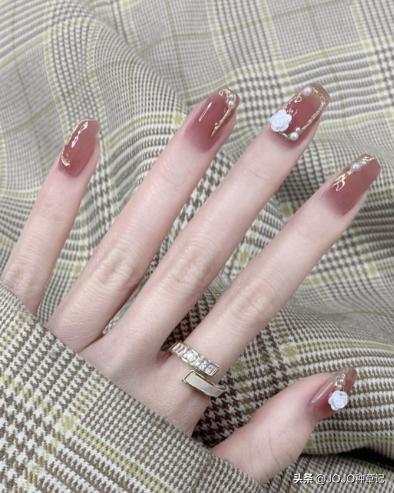 适合春秋的十款美甲有你喜欢的么,2022新年美甲总有一款适合你
