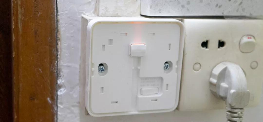 米家智能开关控制三色变光灯,米家智能感应小夜灯使用