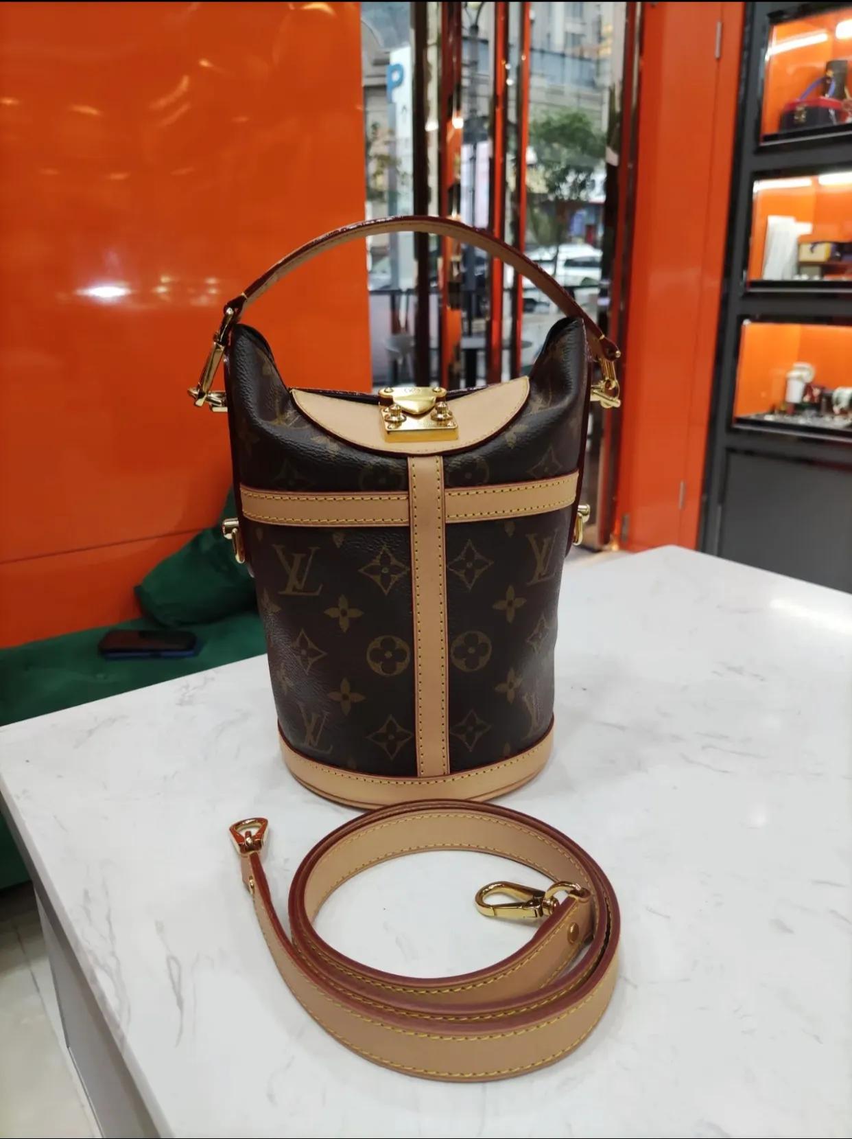 人生中的第一个lv包包要卖吗,关于人生第一次买lv包包的感悟