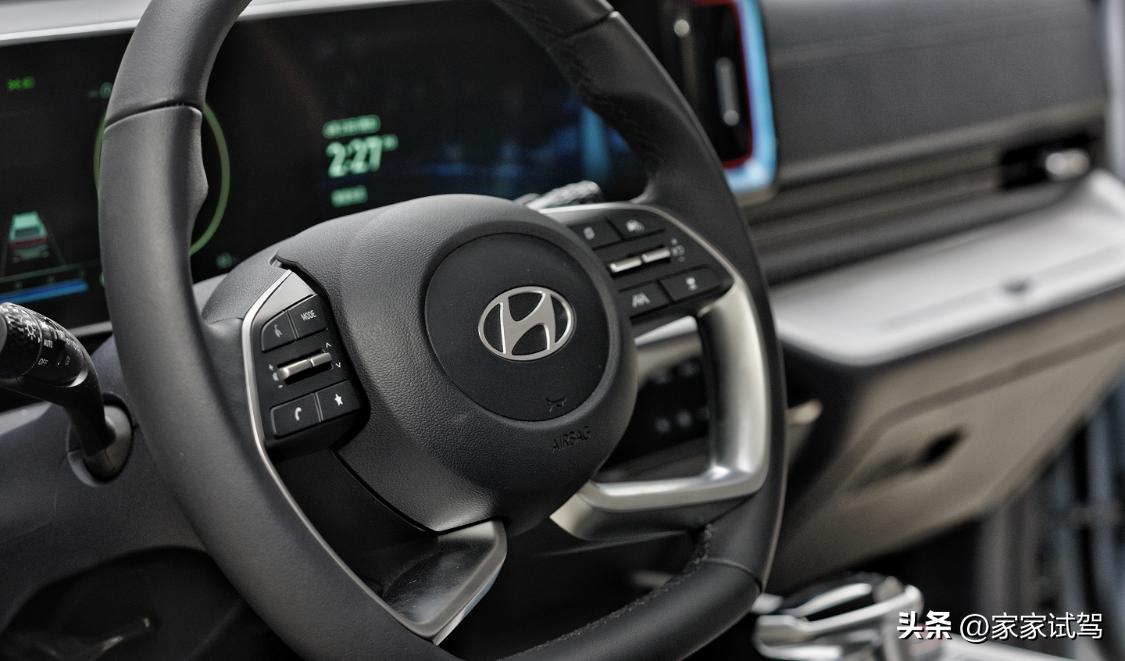 北京现代mufasa沐飒测评,北京现代MUFASA沐飒配置解析