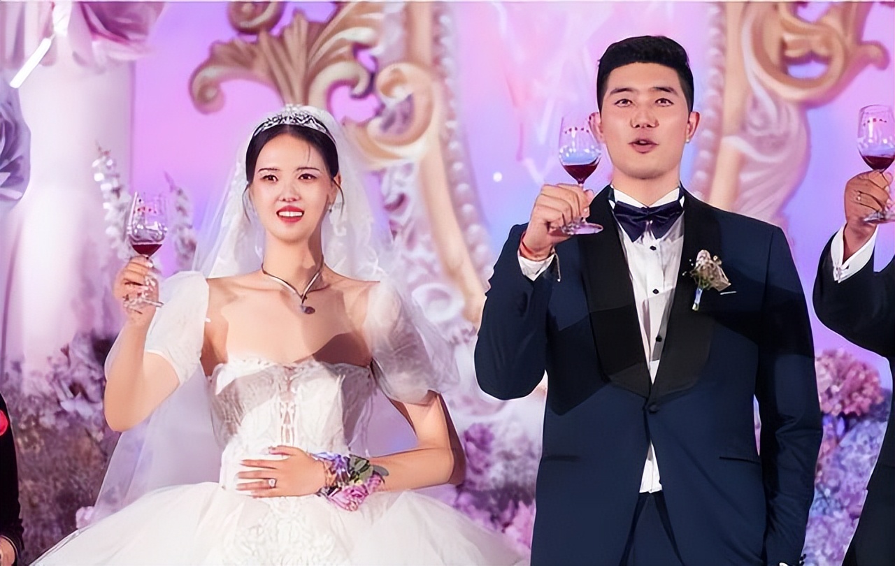 吴冠希开法拉利,吴冠希张常宁时尚新娘