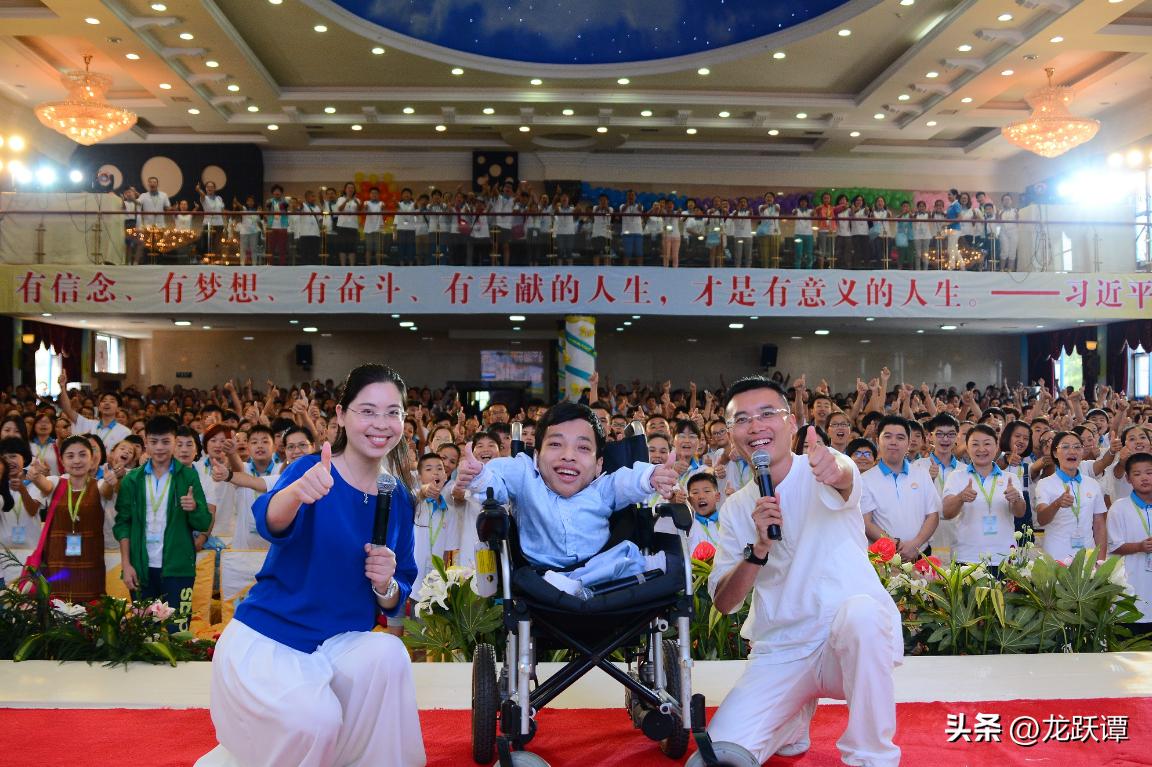 韬环鍗冧嚎鐨勫瘜璞潗杞濞跺コ绉樹功,90鍘樼背琚栫弽鎬昏