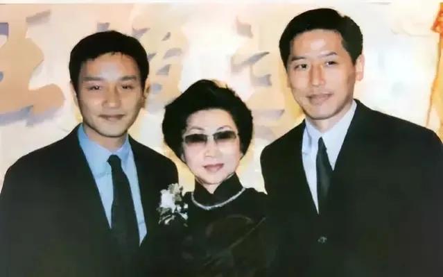 张国荣与唐鹤德最后一次公开露面,19年后再看张继科