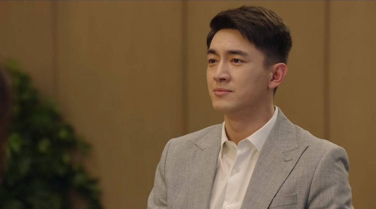 《请叫我总监》：谭松韵的皱纹，*冰白**的眼袋，这部剧的滤镜好真实