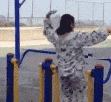 买新车适合发朋友圈的低调句子,朋友圈提新车评论