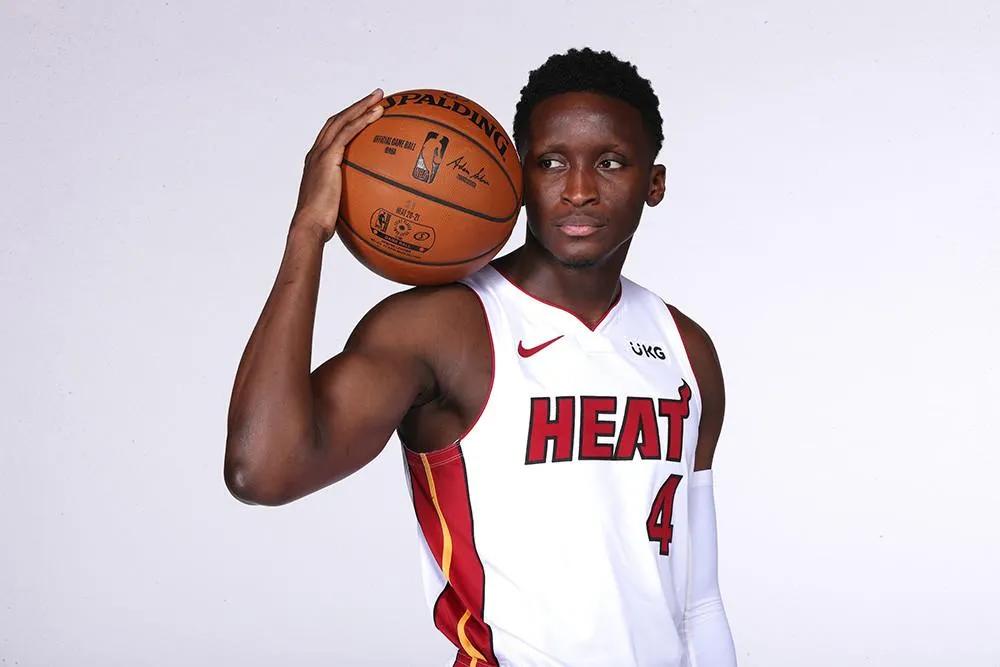 巴图姆职业生涯薪金一览,巴图姆生涯总薪资