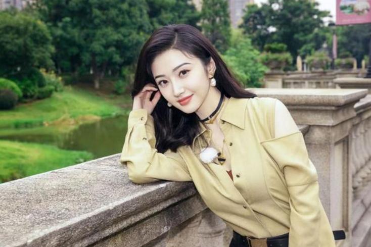 从五官怎么看出女人富贵相,女人五官富贵的表现