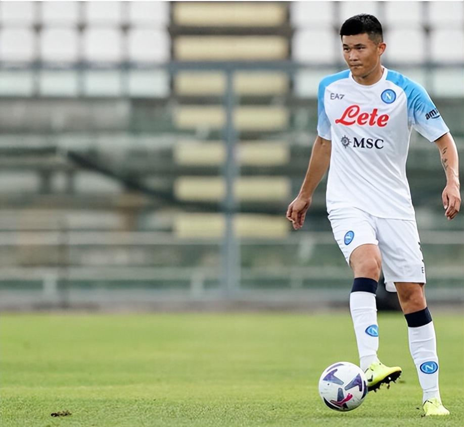 那不勒斯在发抖金民在是世界顶级中后卫，不可替代