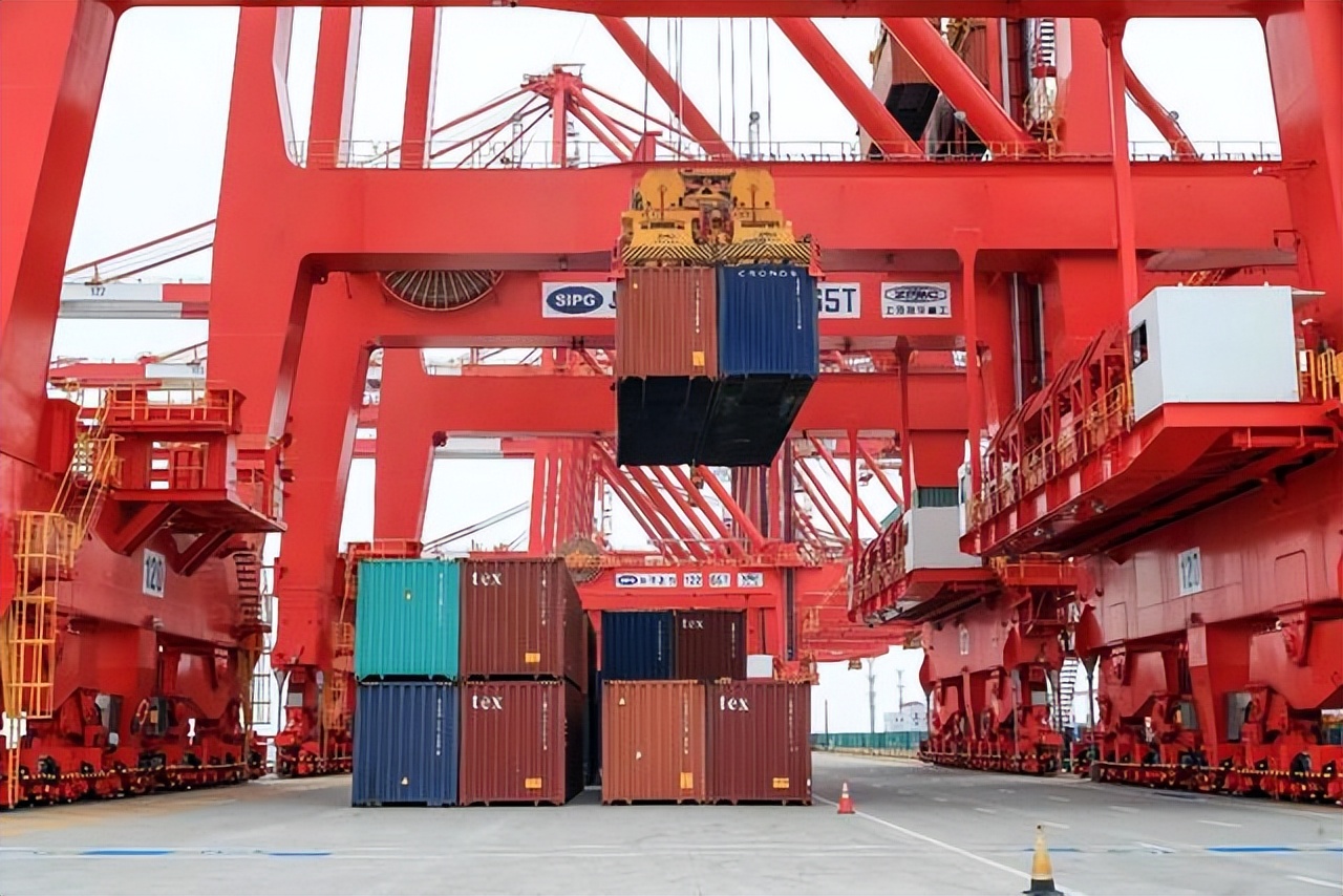 中国港机世界第一,中国港机