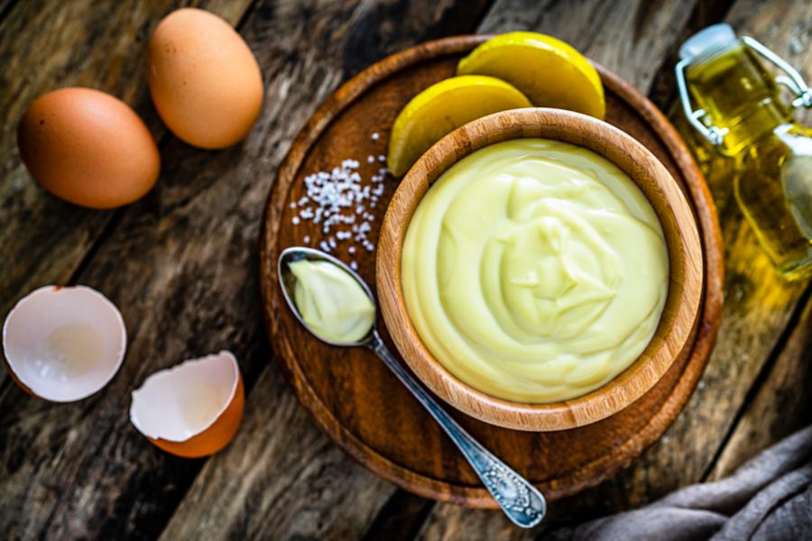 蛋黄酱是什么成分做的,我们平时吃的酱料