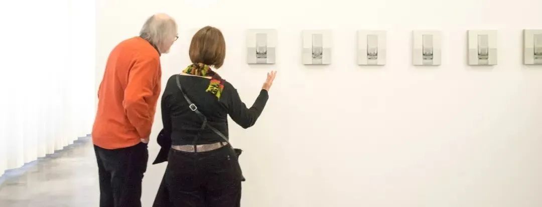 花46年的时间，画了5000幅杯子，专家看完：画作估值5个亿，厉害