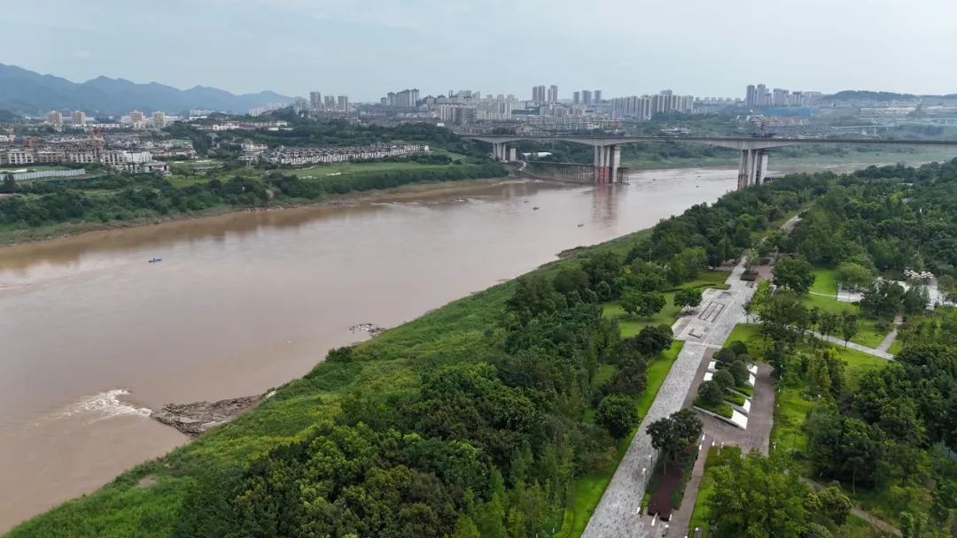 大疆Air3测评：让人，重新成为航拍的主角