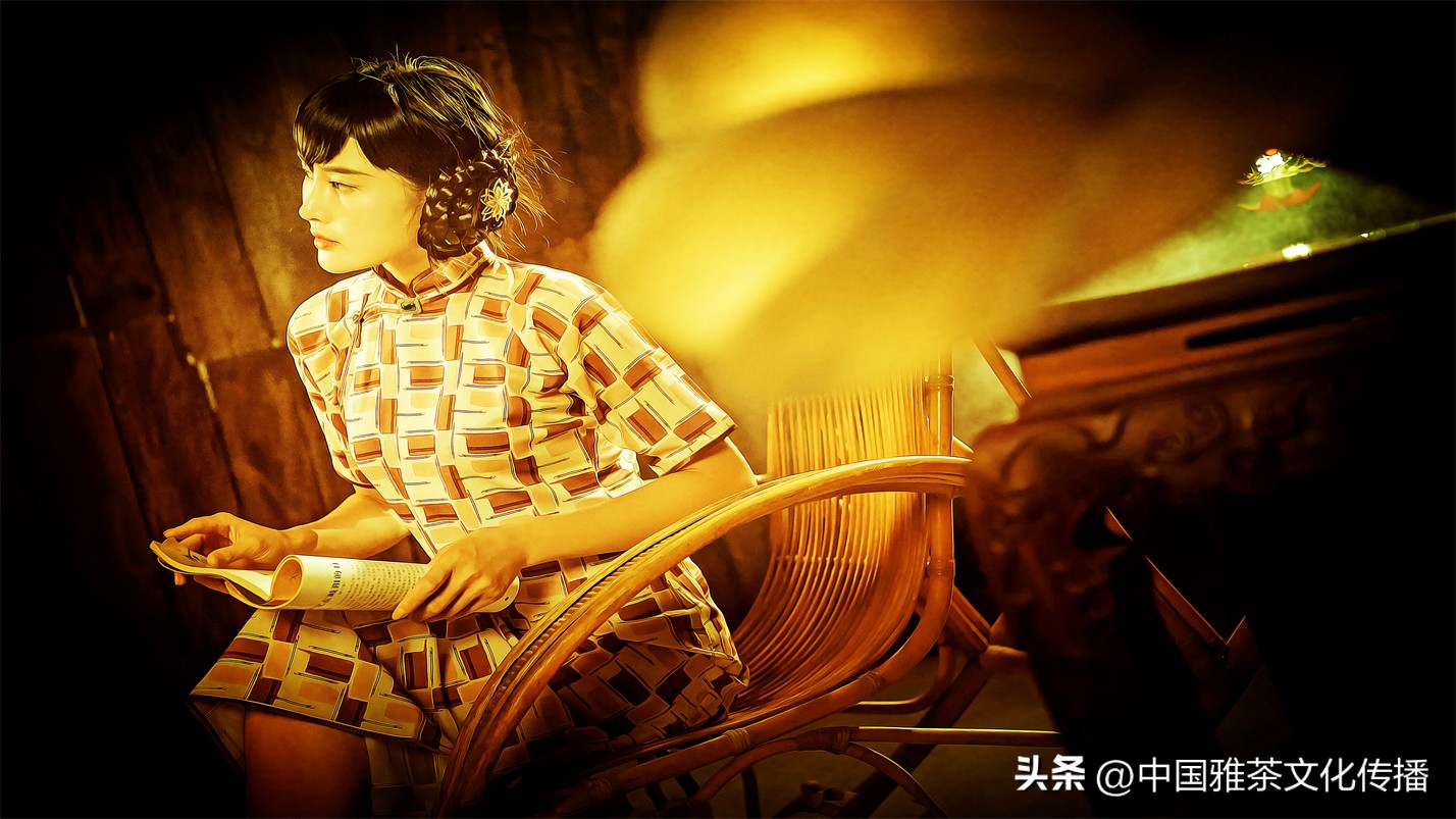 往事越千年人生弹指间意思解释,往事越千年人生弹指间的含义